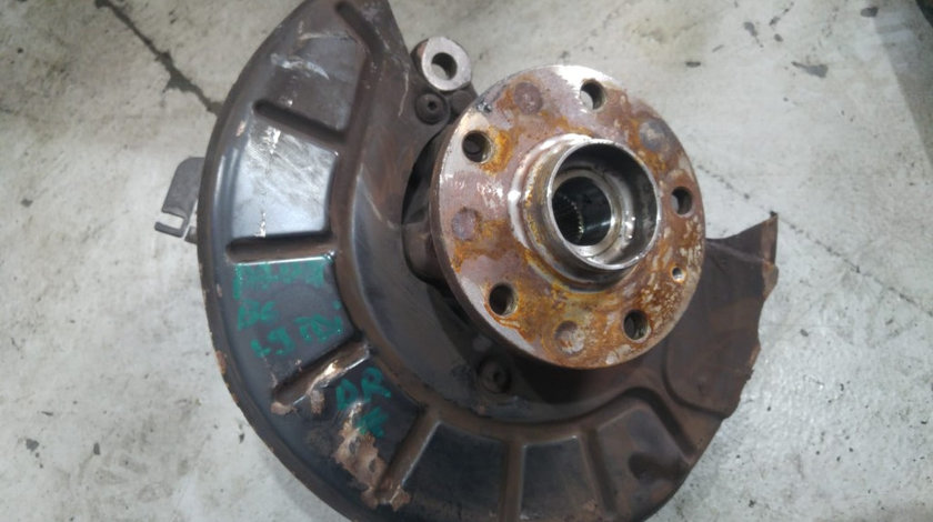 Fuzeta dreapta fata vw golf 5 1.9 tdi