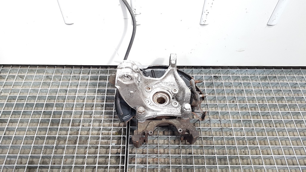 Fuzeta dreapta fata, Vw Passat (3C2) 2.0 tdi (id:373041)