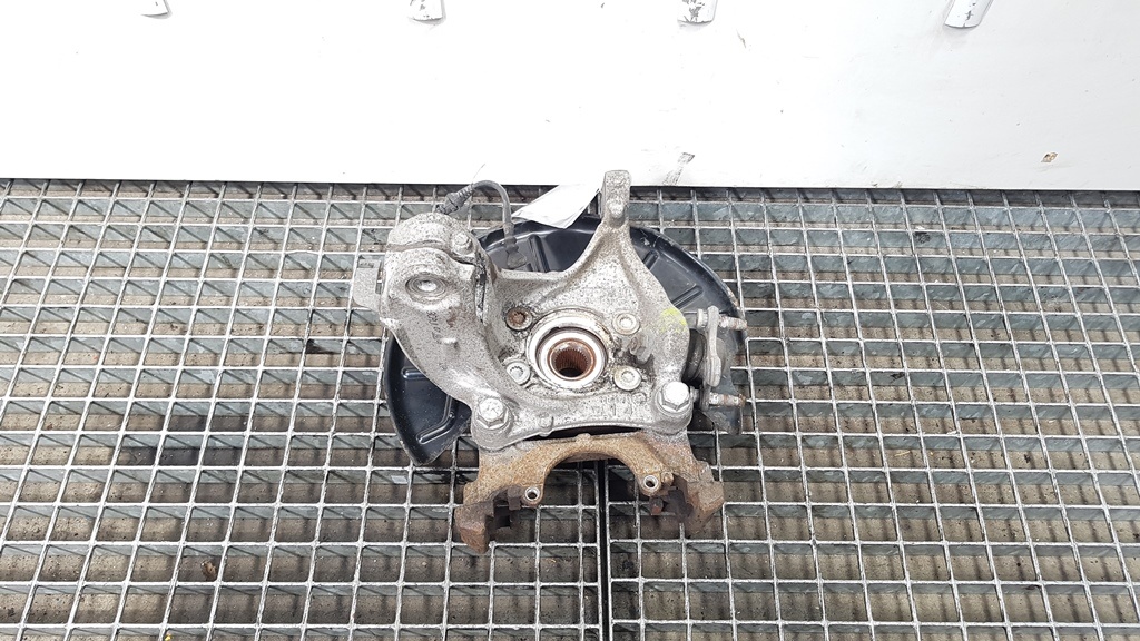 Fuzeta dreapta fata, Vw Passat Variant (3C5) 2.0 tdi (id:380811)