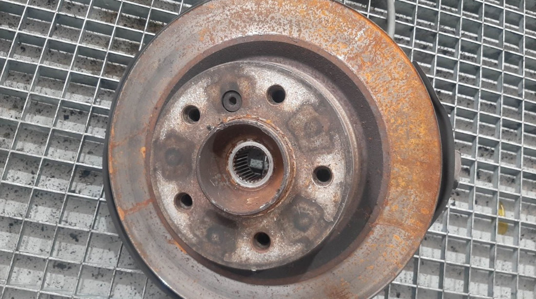 Fuzeta dreapta spate 2.0 d bmw seria 1 e81 e87