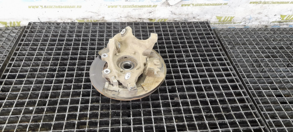 Fuzeta dreapta spate 2.2 cdi om651921 Mercedes-Benz C-Class W205/S205/C205 [2014 - 2018] 2.2 cdi om651921