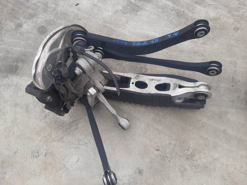 Fuzeta dreapta spate audi a4 b9 4x4 2.0 tdi 8w0505436aa