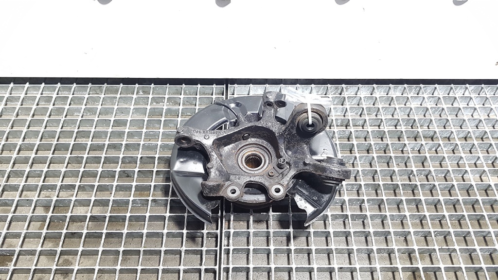 Fuzeta dreapta spate cu abs, Bmw 3 (E90) 2.0 D (id:394920)