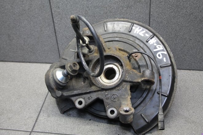 Fuzeta dreapta spate Mercedes ML320 cdi W164