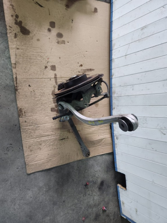 Fuzeta dreapta spate Peugeot 508 2.0 HDI 2011 2012 2013 2014 2015