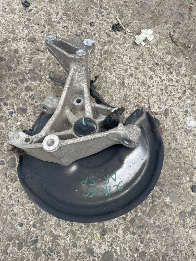 Fuzeta dreapta spate Volkswagen Scirocco 2.0 Benzina 2012, -