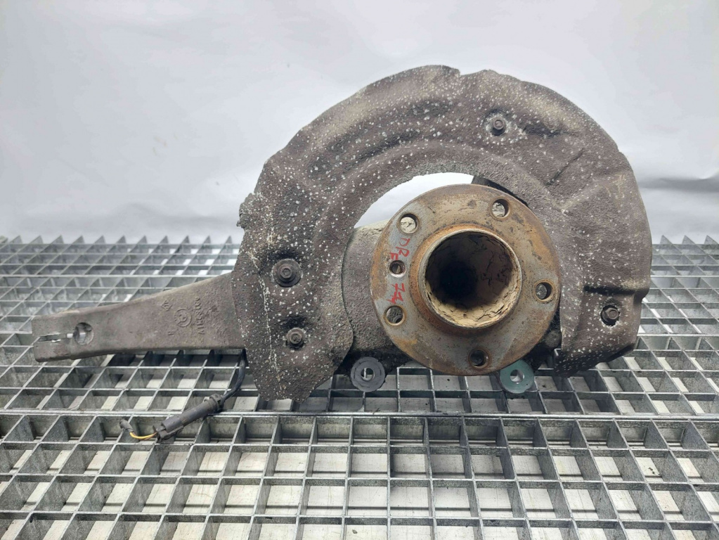 Fuzeta fata dreapta Bmw 5 (F10) [Fabr 2011-2016] OEM 2.0 N47T 2.0 N47T 135KW / 184CP