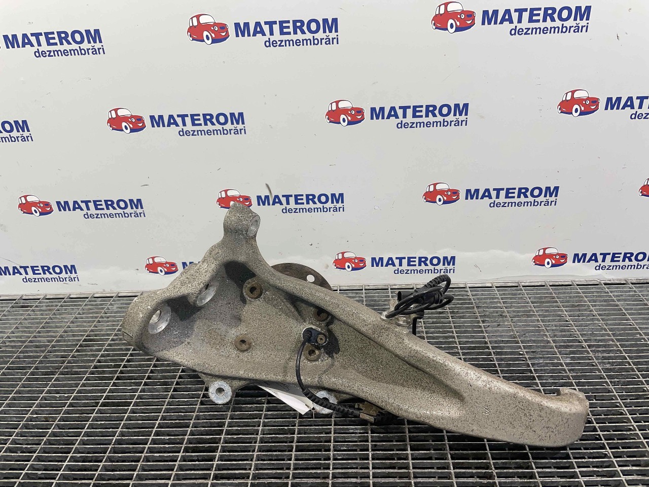FUZETA FATA DREAPTA BMW SERIA 5 F 11 2.0