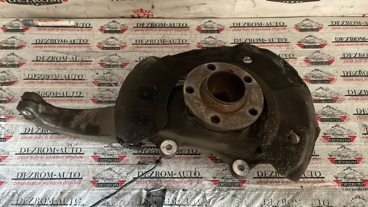 Fuzeta fata dreapta BMW Seria 5 F11 LCI 518d N47N (5J11) cod: 31216775770