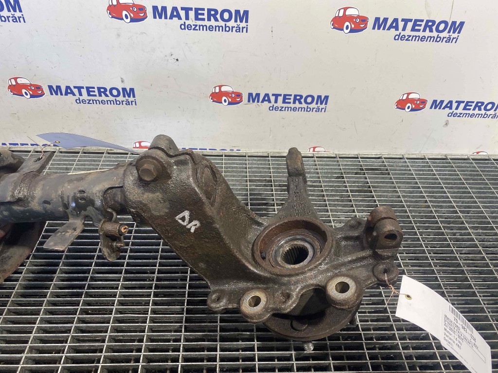 FUZETA FATA DREAPTA FORD C-MAX 1.6 INJ - (2010 2015)