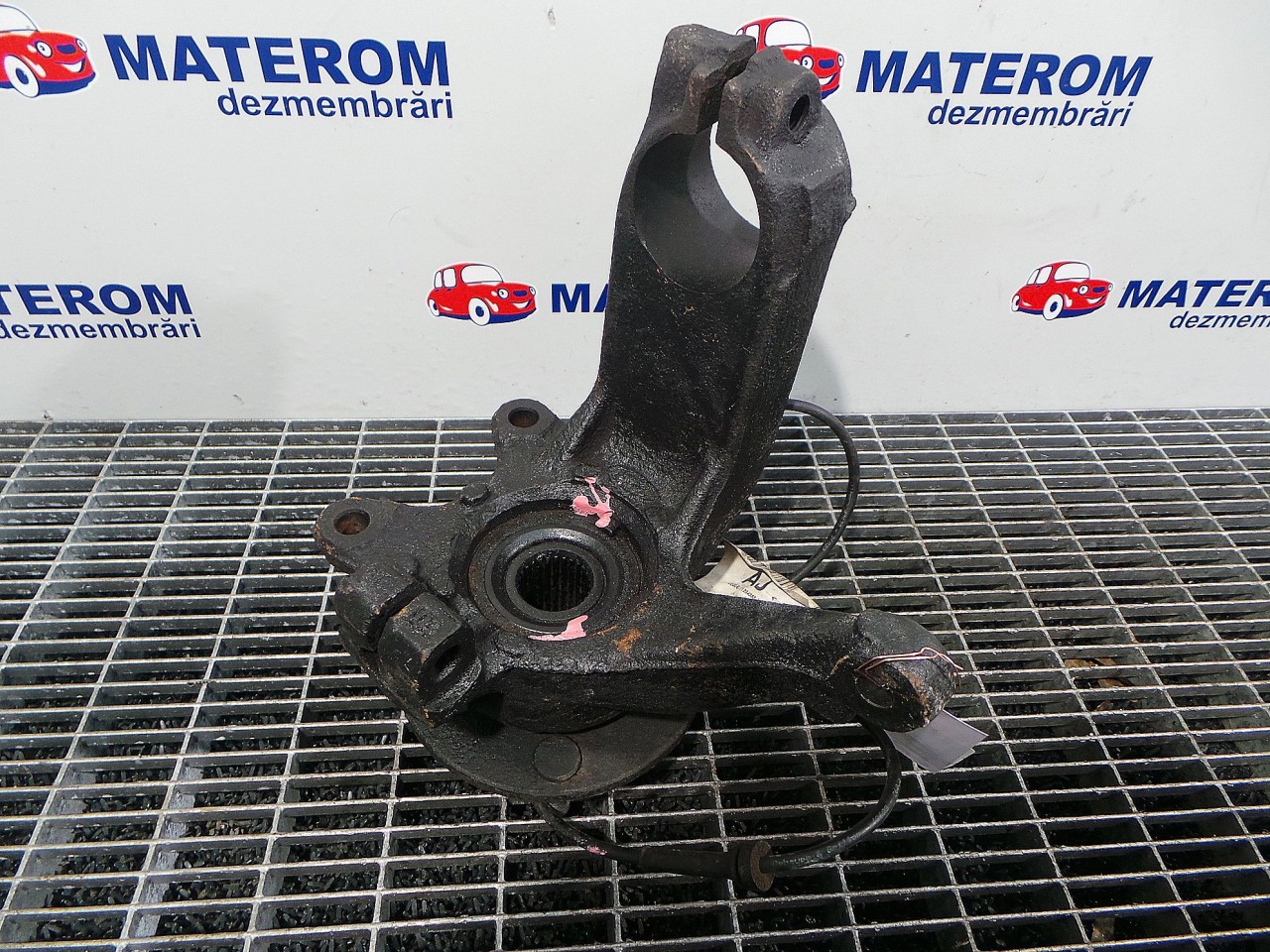 FUZETA FATA DREAPTA FORD FOCUS FOCUS 1.6 TDCI - (2004 2008)