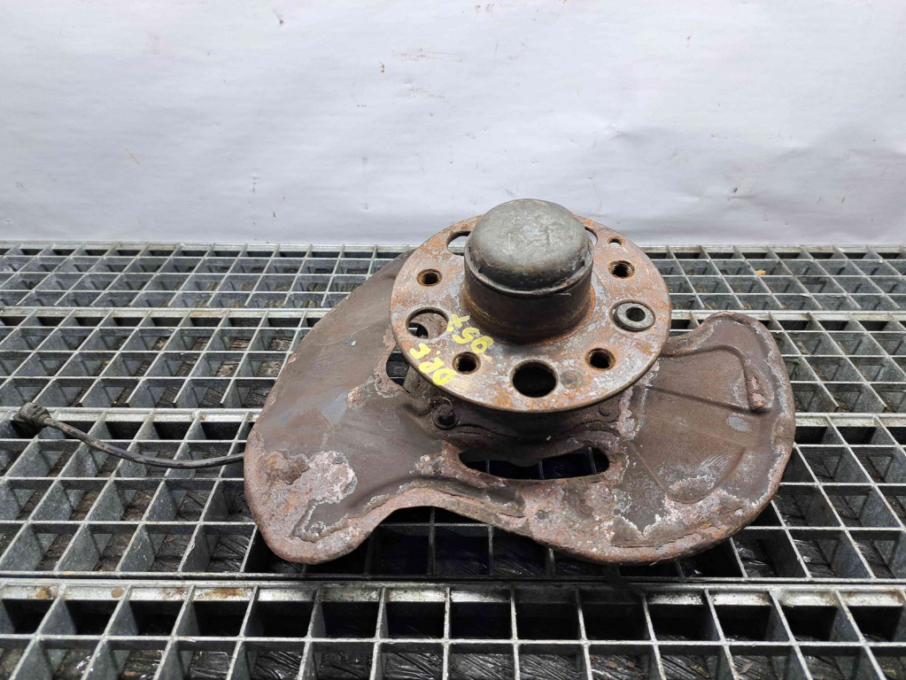 Fuzeta fata dreapta Mercedes Clasa CLK (C209) [Fabr 2002-2009] OEM 2.2 CDI 646966 2.2 CDI 646966 110KW / 150CP