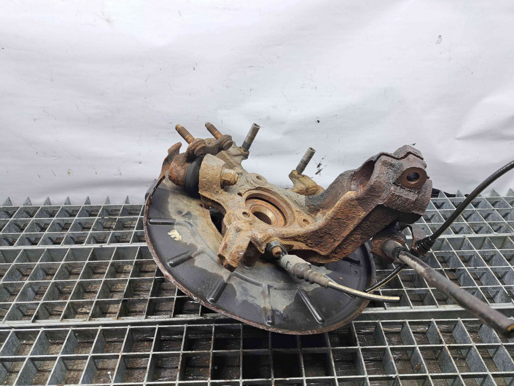 Fuzeta fata dreapta Skoda Octavia 2 Combi (1Z5) [Fabr 2004-2013] OEM 1.6 TDI CAYC 1.7 TDI CAYC 77KW / 105CP