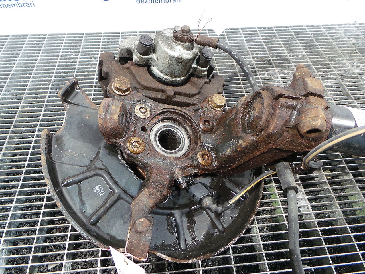 FUZETA FATA DREAPTA SKODA SUPERB 2.0 TDI