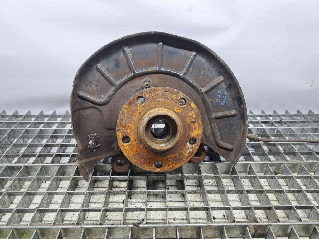Fuzeta fata dreapta Volkswagen Caddy 3 (2KA, 2KH) [Fabr 2004-2009] OEM 2.0 TDI BDJ 2.0 TDI BDJ 51KW / 70CP