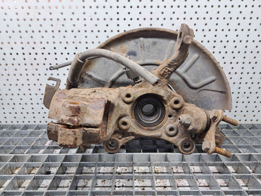 Fuzeta fata dreapta Volkswagen Eos (1F7, 1F8) [Fabr 2006-2015] OEM 2.0 TDI BMM