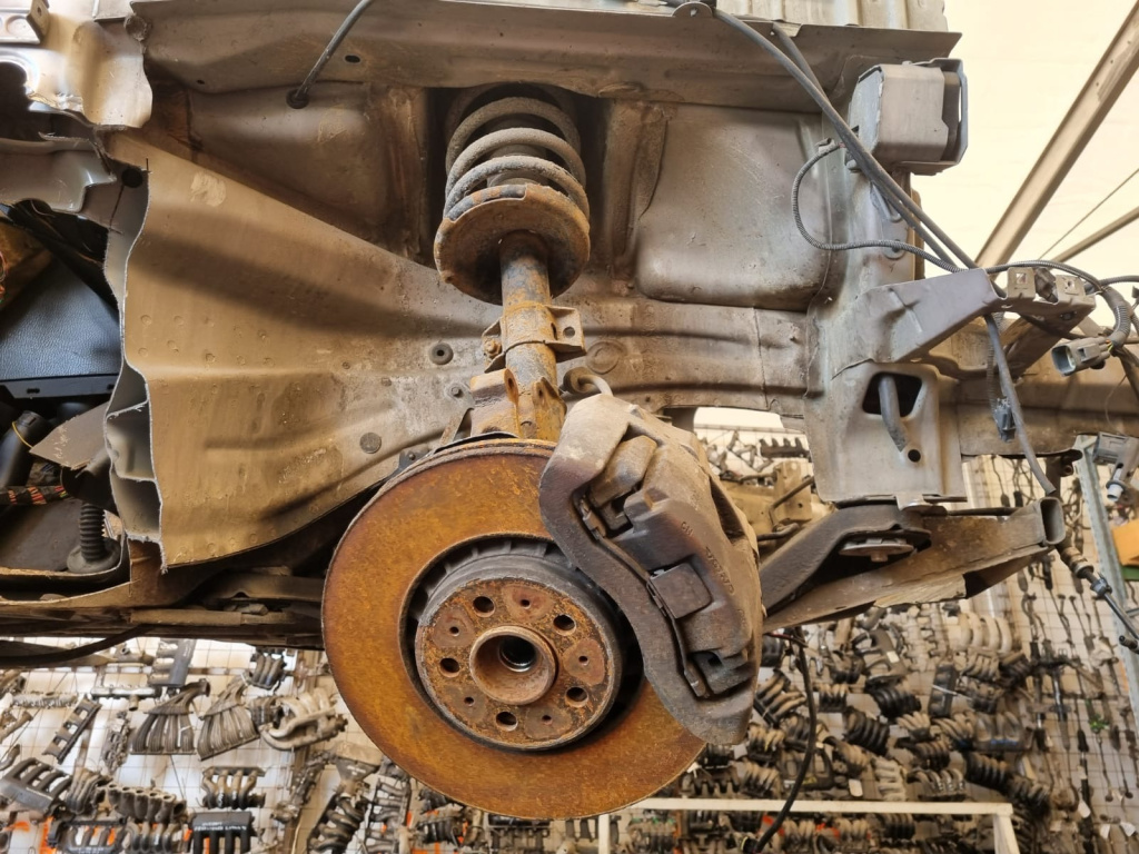 Fuzeta Fata,dreapta Volvo XC90 1 2002 - Prezent Motorina