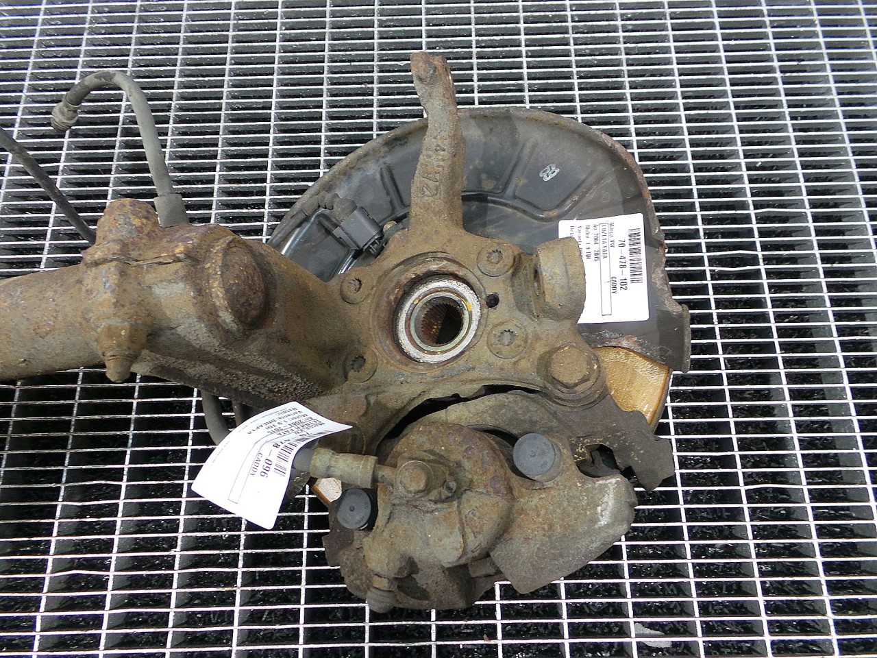 FUZETA FATA DREAPTA VW CADDY 1.9 TDI - (2004 2015)