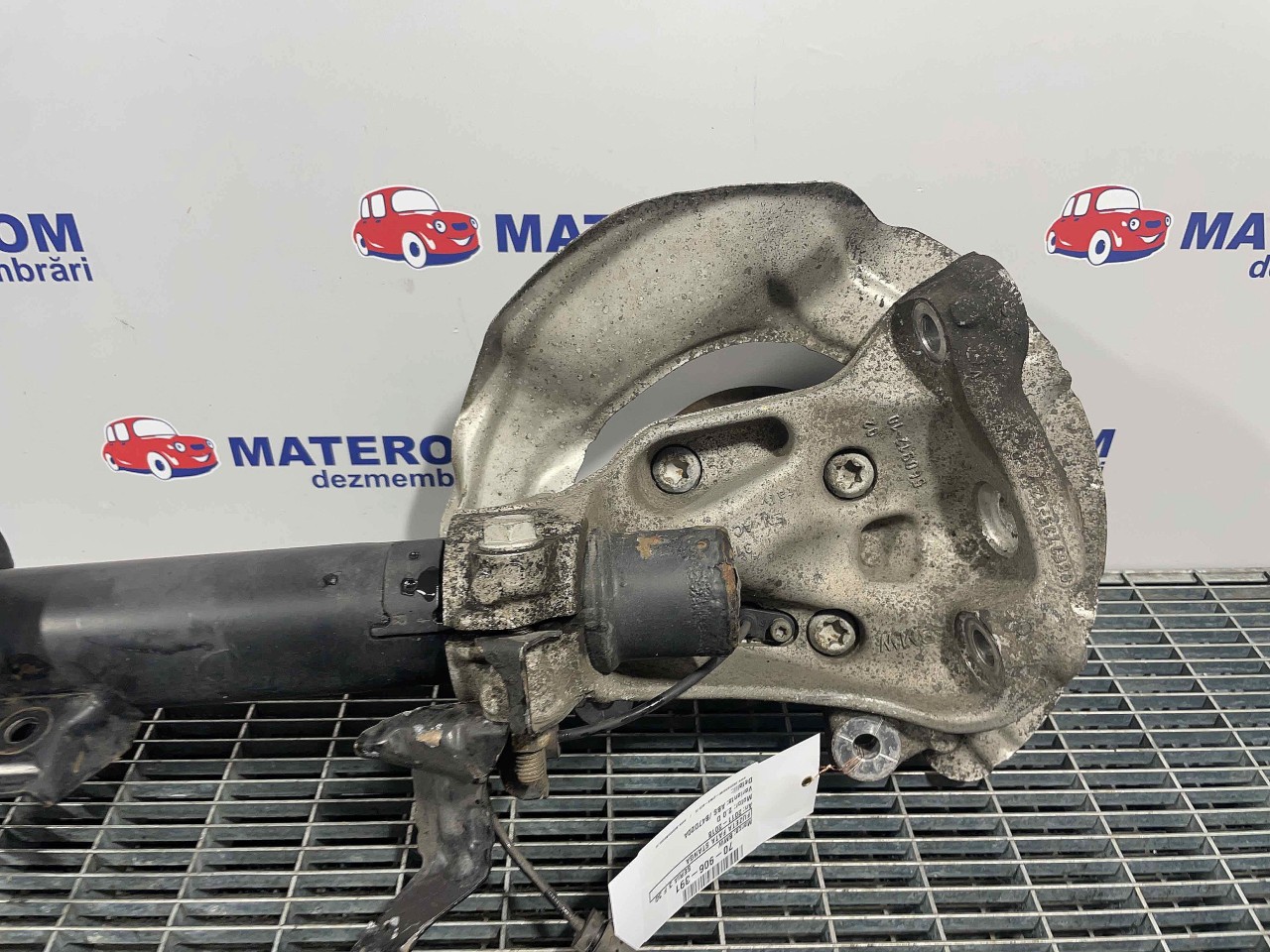 FUZETA FATA STANGA BMW SERIA 3 F 30 SERIA 3 F 30 2.0 D - (2011 2018)