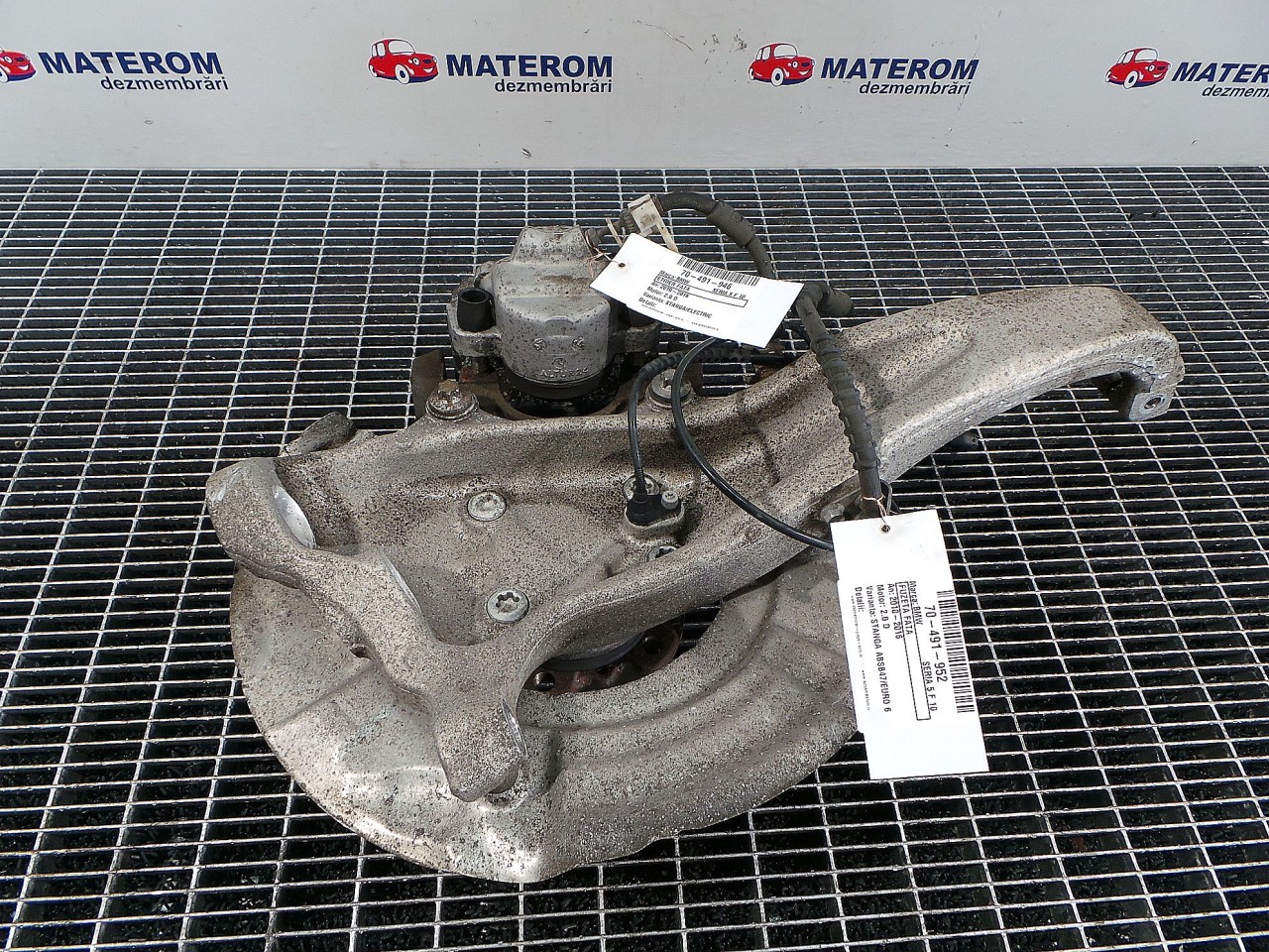 FUZETA FATA STANGA BMW SERIA 5 F 10 2.0 D - (2010 2017)