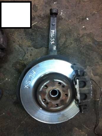 Fuzeta fata stanga Mercedes ML320 w164