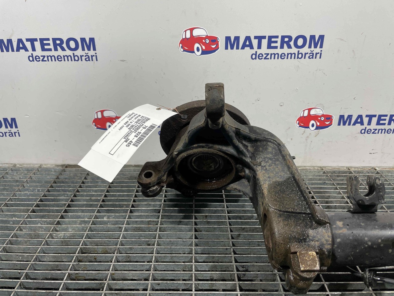 FUZETA FATA STANGA PEUGEOT 208 1.5 HDI -