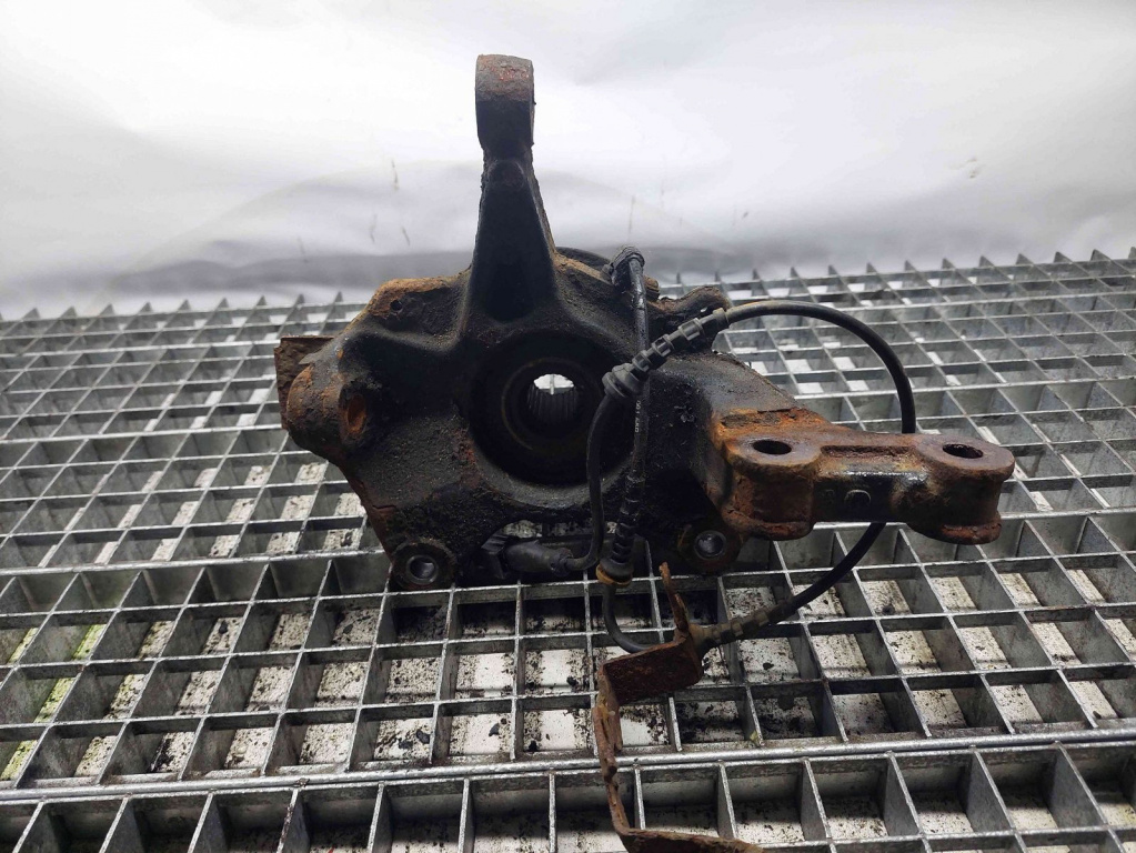 Fuzeta fata stanga Renault Megane 3 Combi [Fabr 2008-2015] OEM 1.5 DCI K9K636 1.5 DCI K9K636 81KW / 110CP