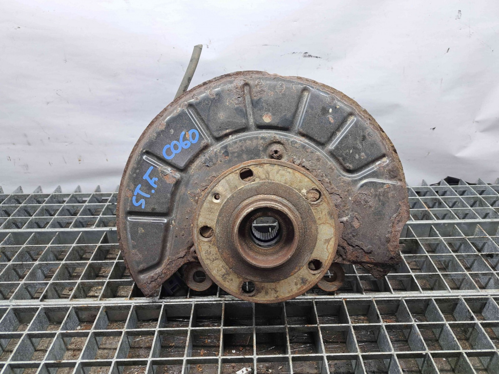Fuzeta fata stanga Volkswagen Tiguan (5N) [Fabr 2007-2016] OEM 2.0 TDI CBAB 2.0 TDI CBAB 103KW / 140CP