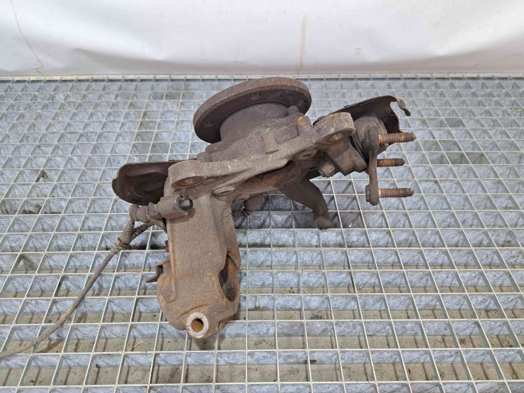 Fuzeta fata stanga Volkswagen Touran (1T1, 1T2) [Fabr 2003-2010] OEM 1.9 TDI BXE 1.9 TDI BXE 77KW / 105CP