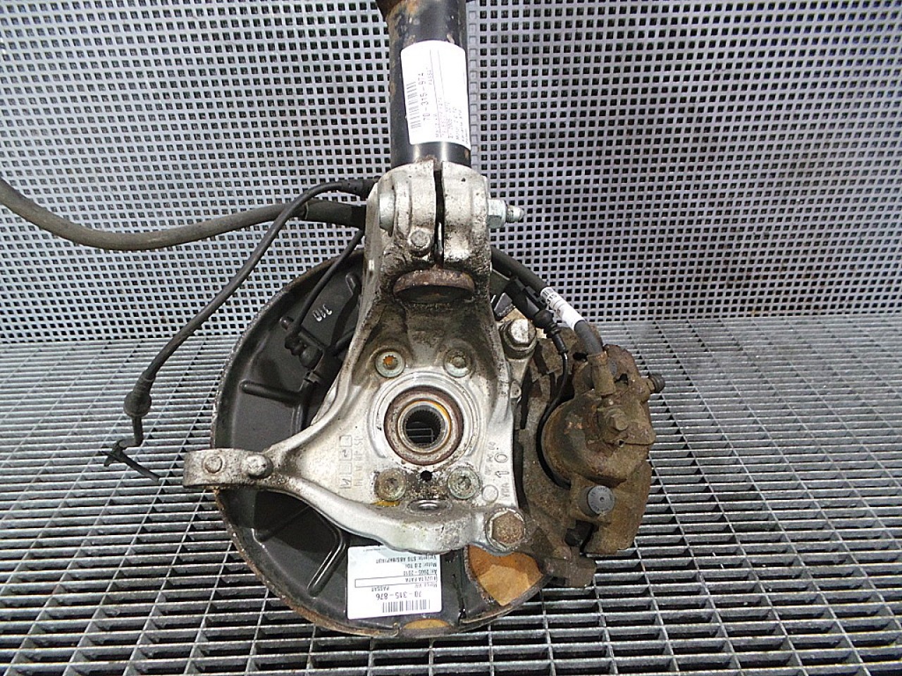 FUZETA FATA STANGA VW PASSAT 2.0 TDI - (2005 2010)