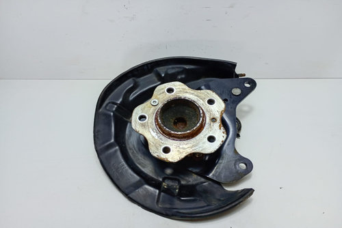 Fuzeta / rulment stanga spate Nissan Qashqai 2 J11 [2013 - 2020]