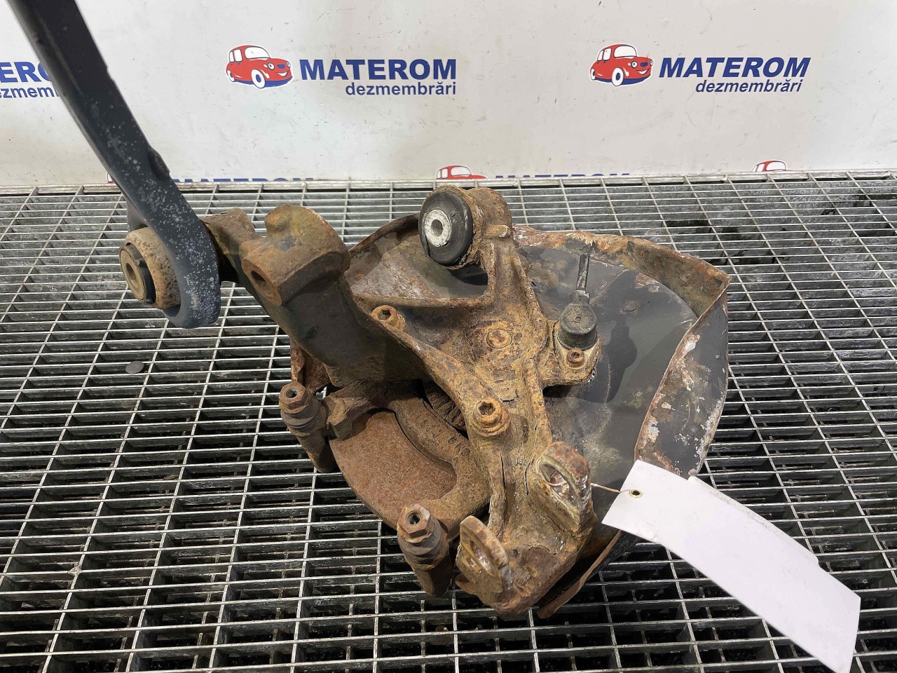 FUZETA SPATE DREAPTA AUDI A4 1.9 TDI - (2004 2007)
