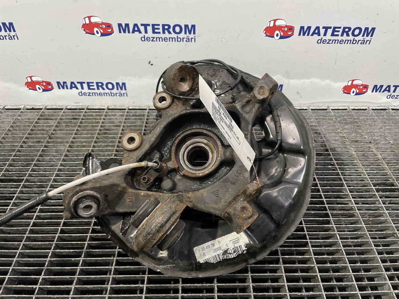 FUZETA SPATE DREAPTA BMW SERIA 3 F 30 2.0 D - (2011 2018)