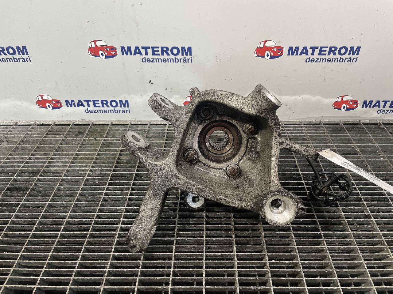 FUZETA SPATE DREAPTA BMW SERIA 5 F 10 SERIA 5 F 10 2.0 D - (2010 2014)