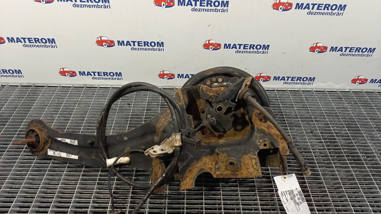 FUZETA SPATE DREAPTA FORD FOCUS - - (2011 2014)