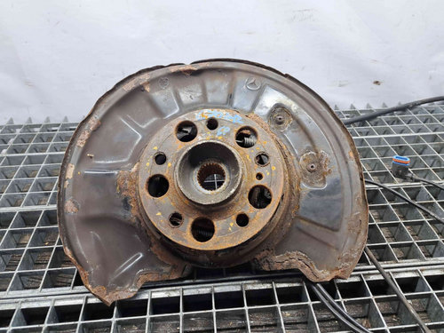 Fuzeta spate dreapta Mercedes Clasa C (W204) [Fabr 2007-2014] OEM 3.0 CDI 642830 3.0 CDI 642830 165K...