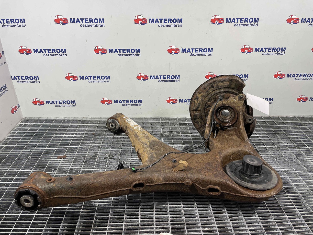 FUZETA SPATE DREAPTA MERCEDES VITO 2.2 CDI - (2010 2014)
