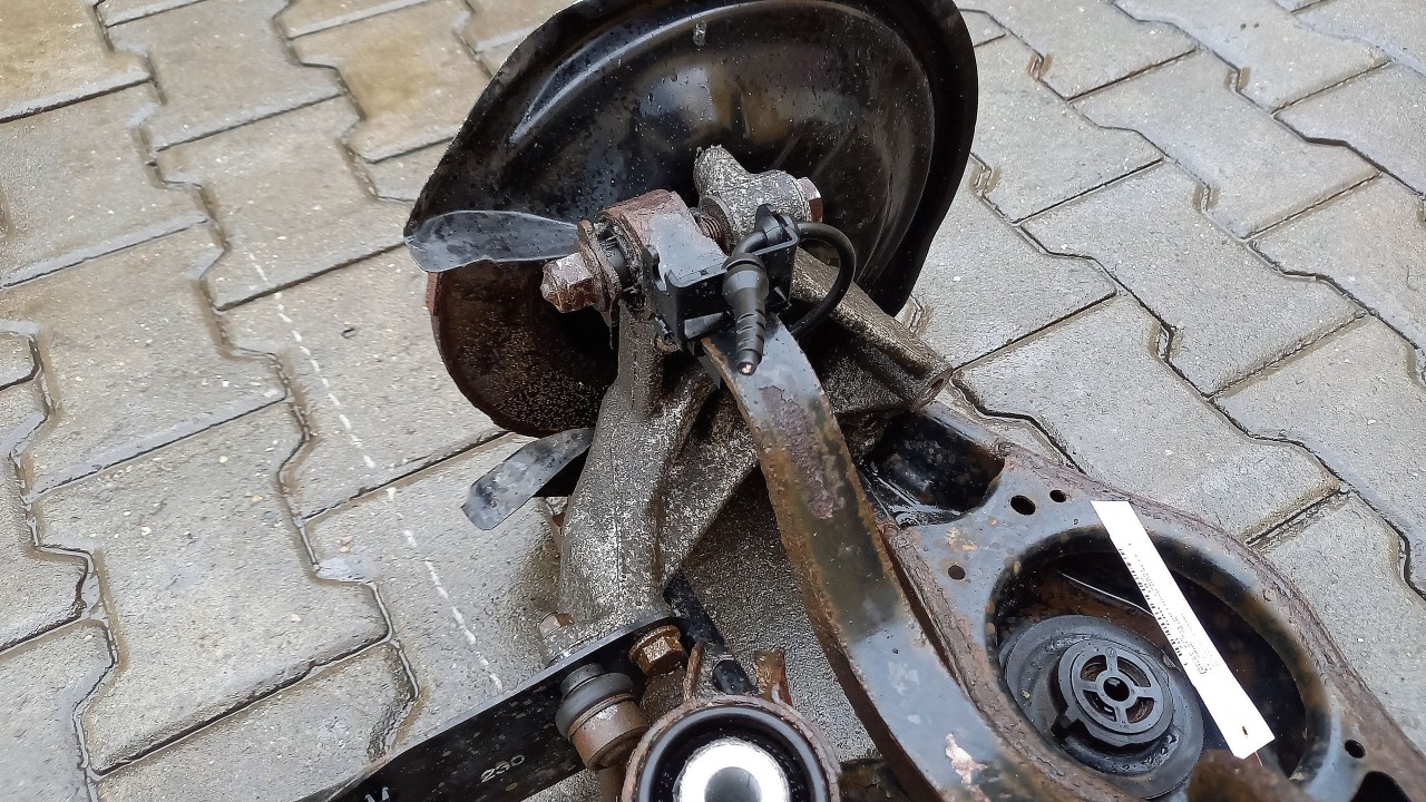 FUZETA SPATE DREAPTA VW PASSAT 2.0 TDI - (2005 2010)