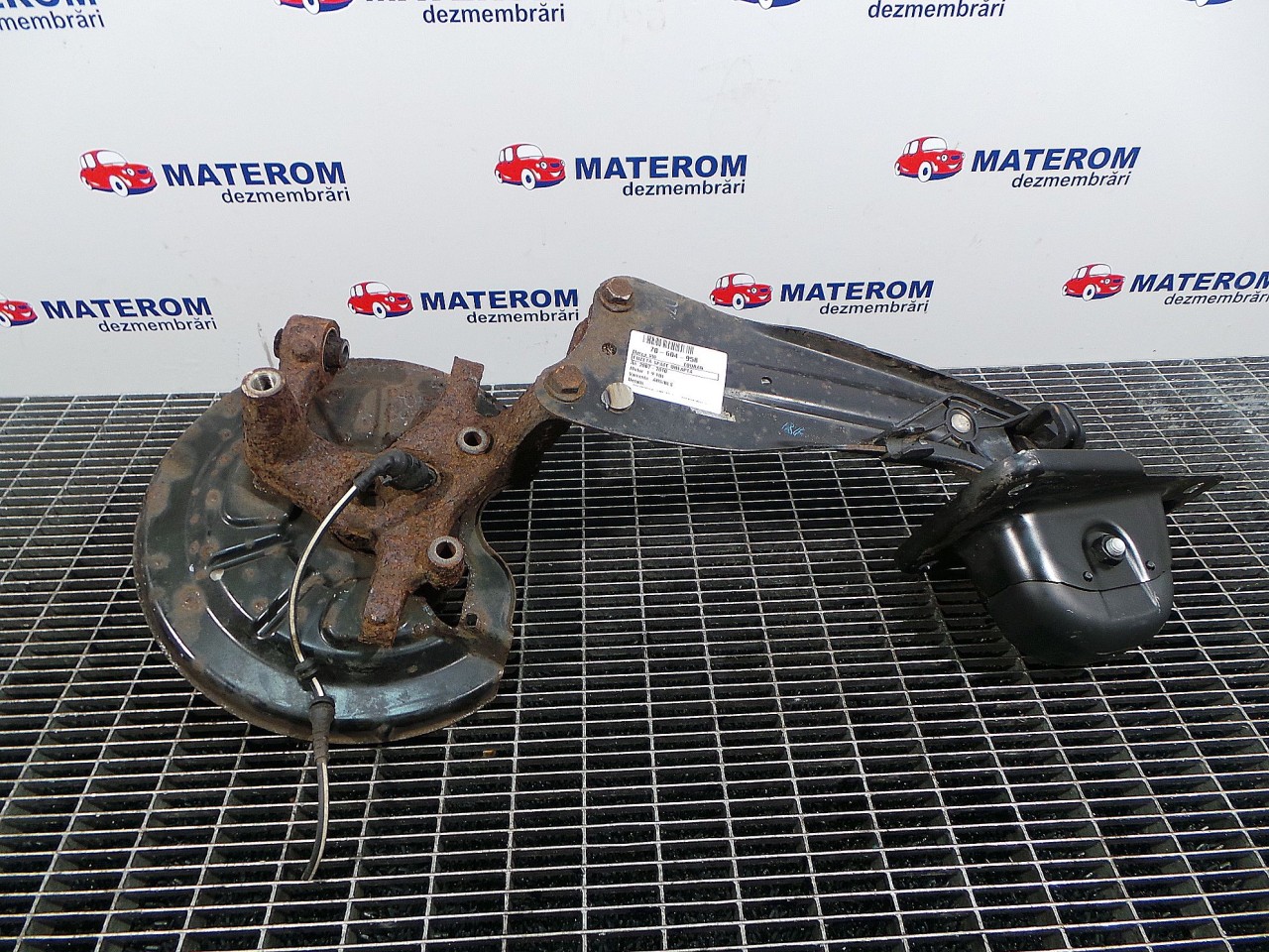 FUZETA SPATE DREAPTA VW TOURAN 1.9 TDI -