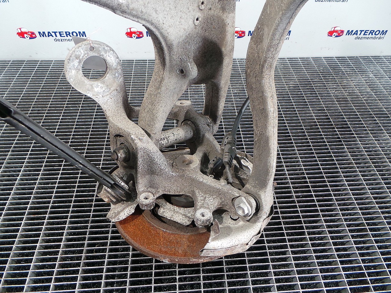 FUZETA SPATE STANGA AUDI A4 A4 2.0 TDI - (2007 2011)