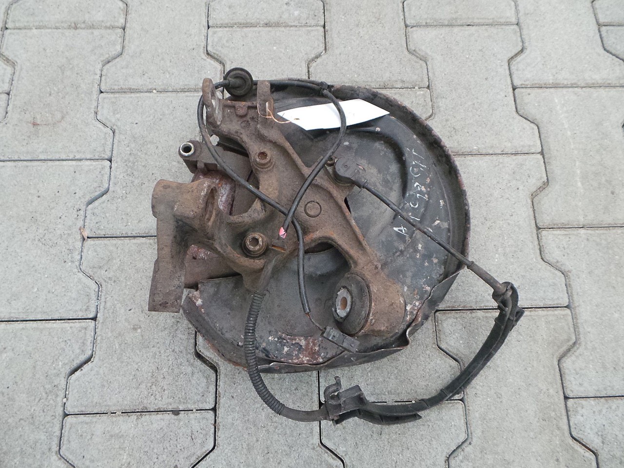 FUZETA SPATE STANGA AUDI A4 A4 - - (2004 2007)
