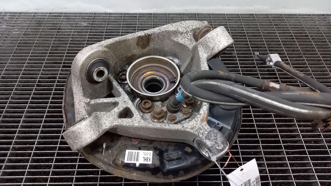 FUZETA SPATE STANGA LEXUS IS 2.2 D - (20