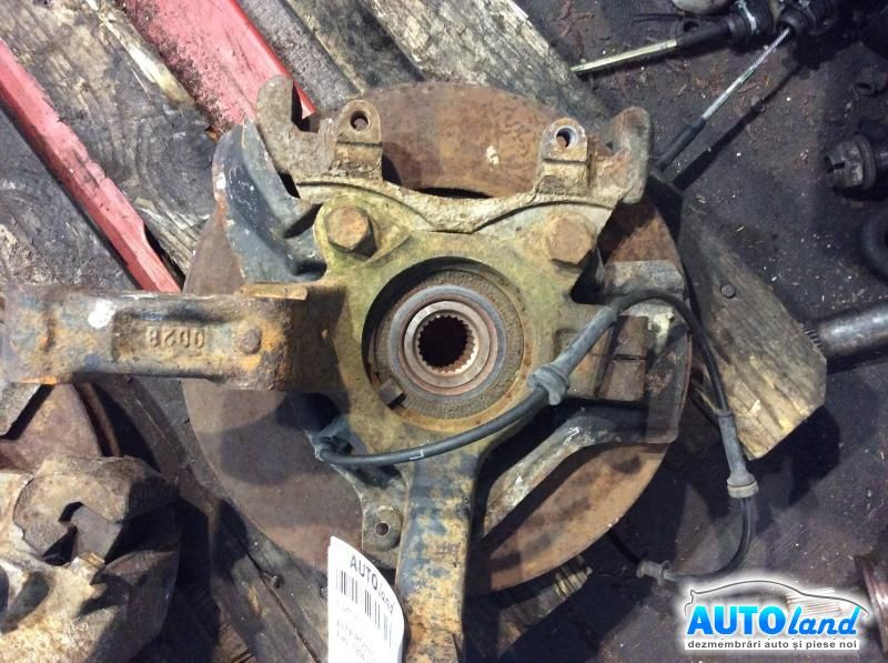 Fuzeta Stanga 1.9 JTD Alfa Romeo 145 930 1994-2001
