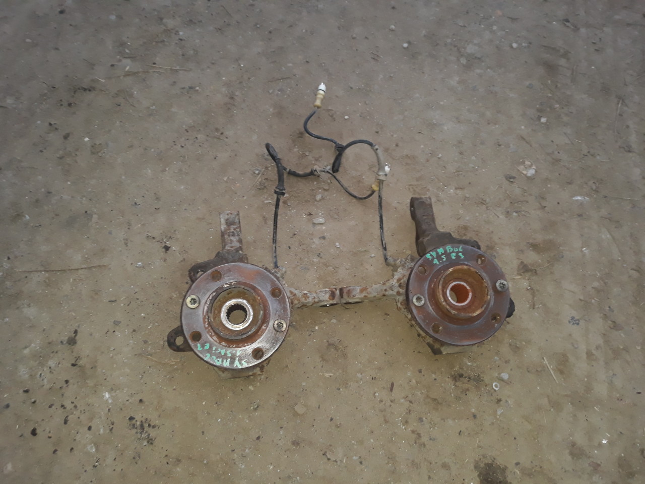 Fuzeta Stanga cu Abs Renault Clio 2 Symbol Thalia 1.5 Dci euro 3 din ani 2001 2008