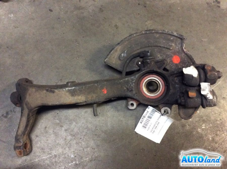 Fuzeta Stanga Cu Cap Mic, in Auto Ag Parc Nou Volkswagen PASSAT 3B2 1996-2000