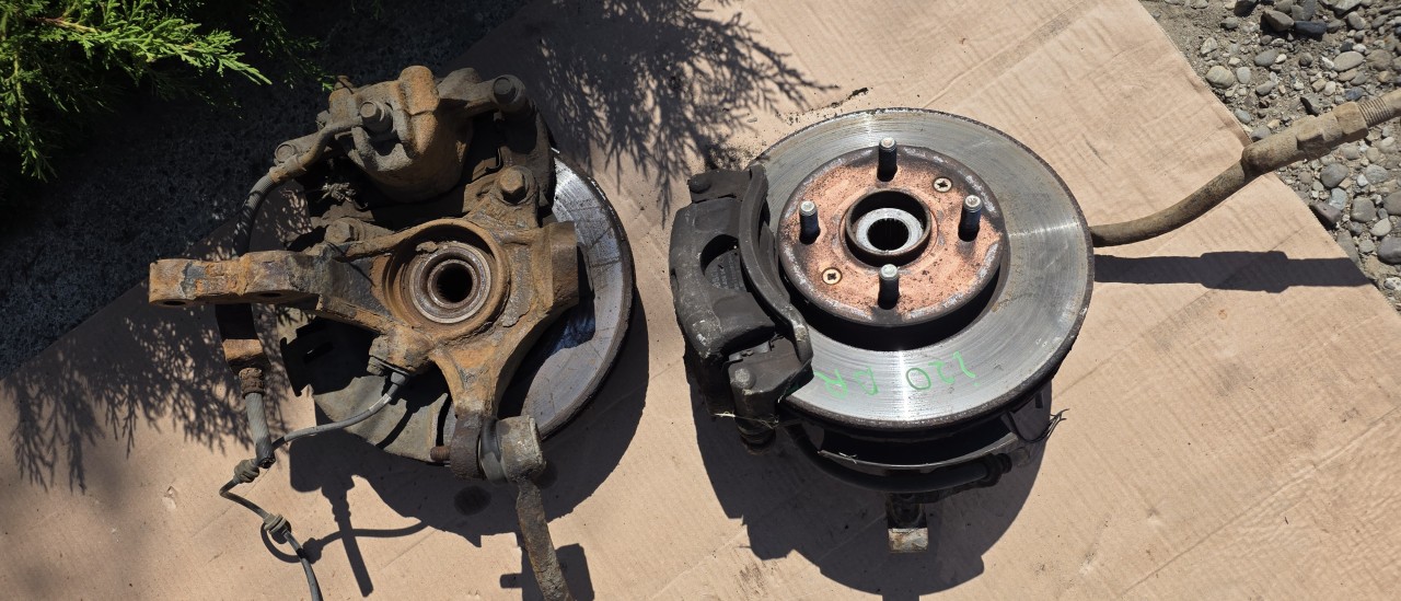 Fuzeta stanga / dreapta fata Hyundai I20 1.4 benzina 2009 2010 2011 2012 2013