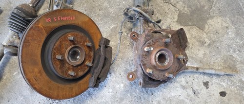 Fuzeta stanga / drepata fata Nissan Qashqai J10 1.5 DCI 2007 2008 2009 2010