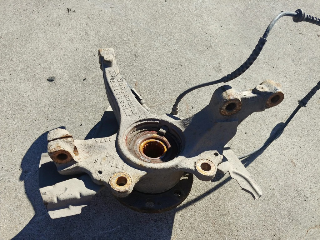 Fuzeta stanga fata 1.3 cdti opel corsa e x15 2015 13388767