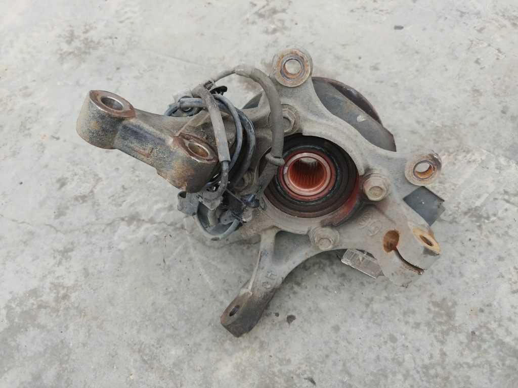 Fuzeta stanga fata 1.4 benz g4fa kia ceed 2