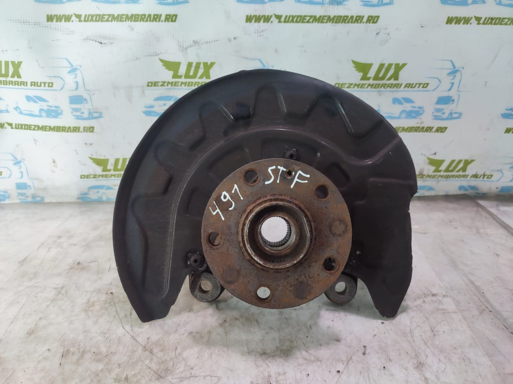 Fuzeta stanga fata 1.6 tdi clha Volkswagen VW Golf 7 [2012 - 2017] 1.6 tdi CLHA
